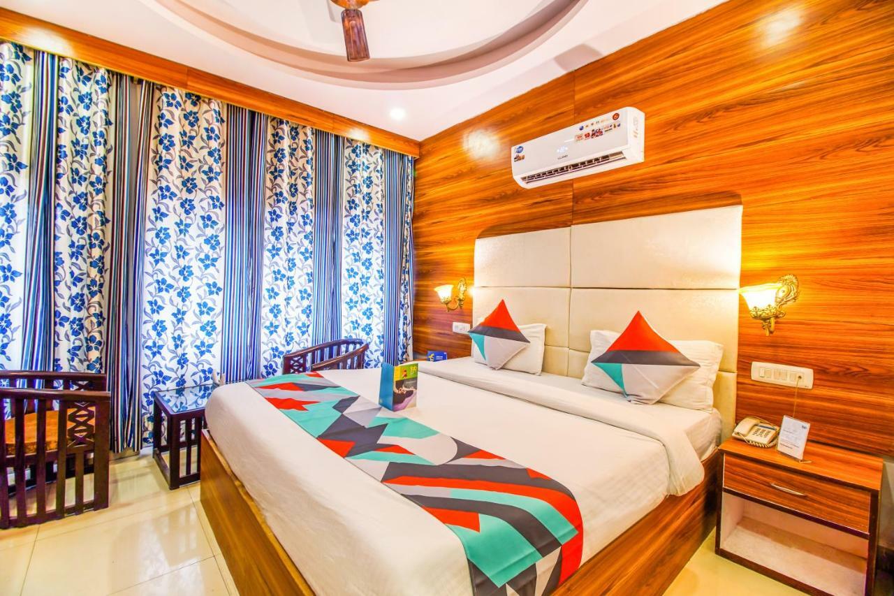 Oyo 8622 Hotel Grand Inn Chandīgarh Buitenkant foto