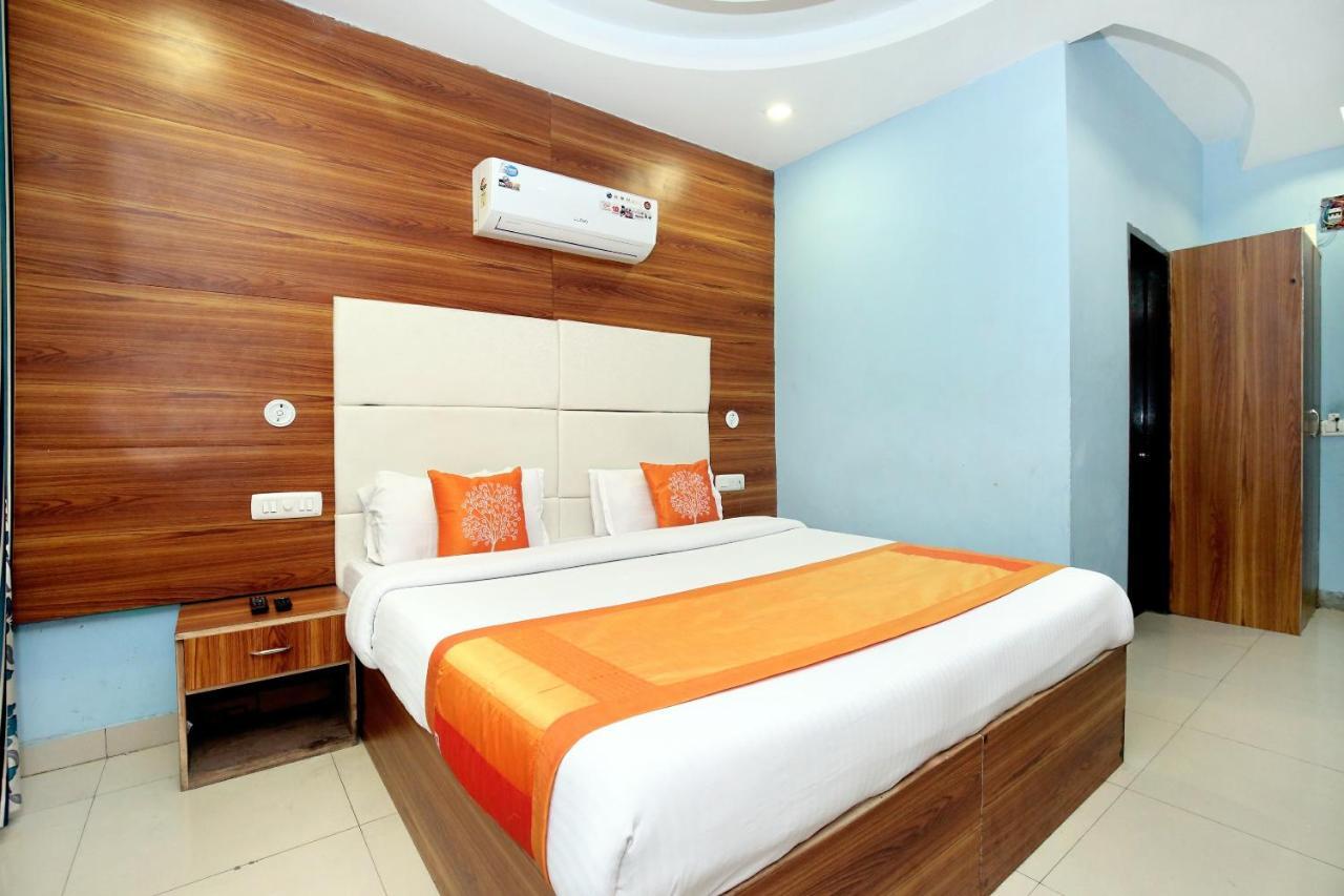 Oyo 8622 Hotel Grand Inn Chandīgarh Buitenkant foto