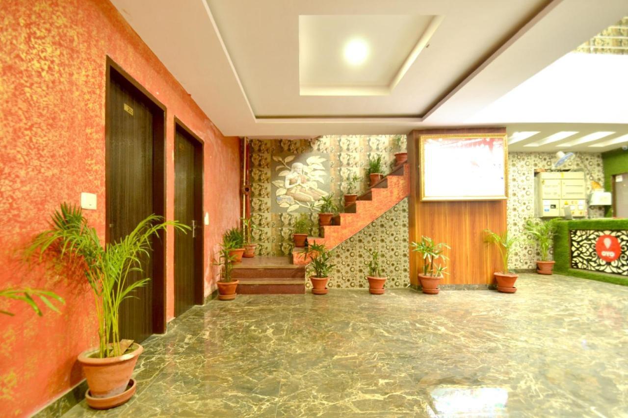 Oyo 8622 Hotel Grand Inn Chandīgarh Buitenkant foto